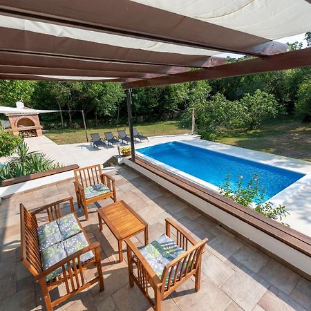 Garden Villa Hreljin エクステリア 写真